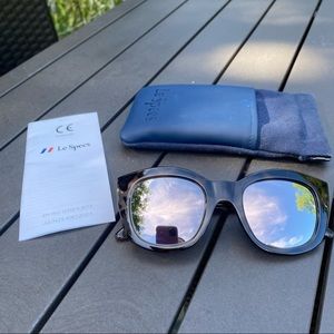 Le Specs Runaways 1702057 sunglasses